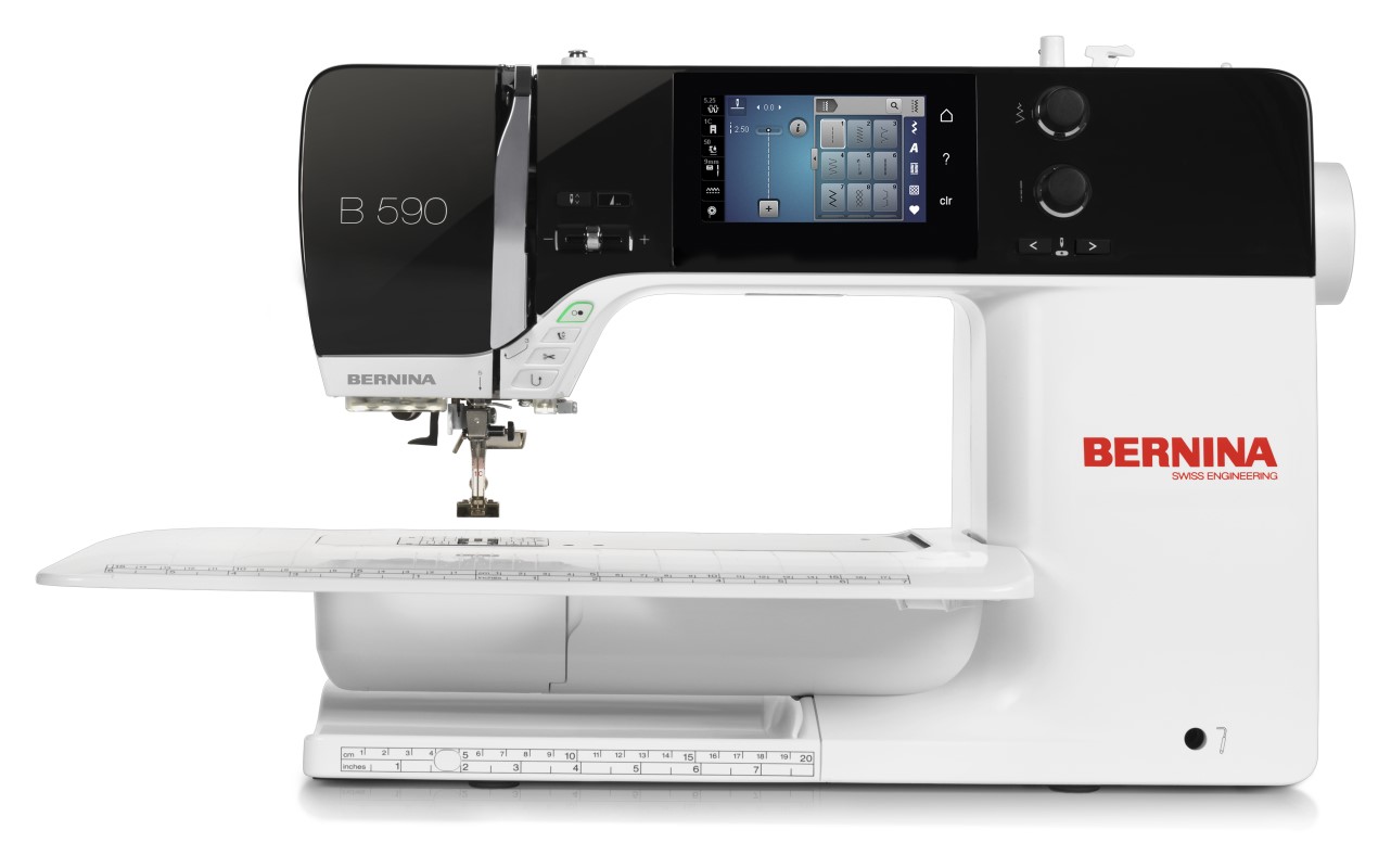 BERNINA 590 mit SDT-Stickmodul