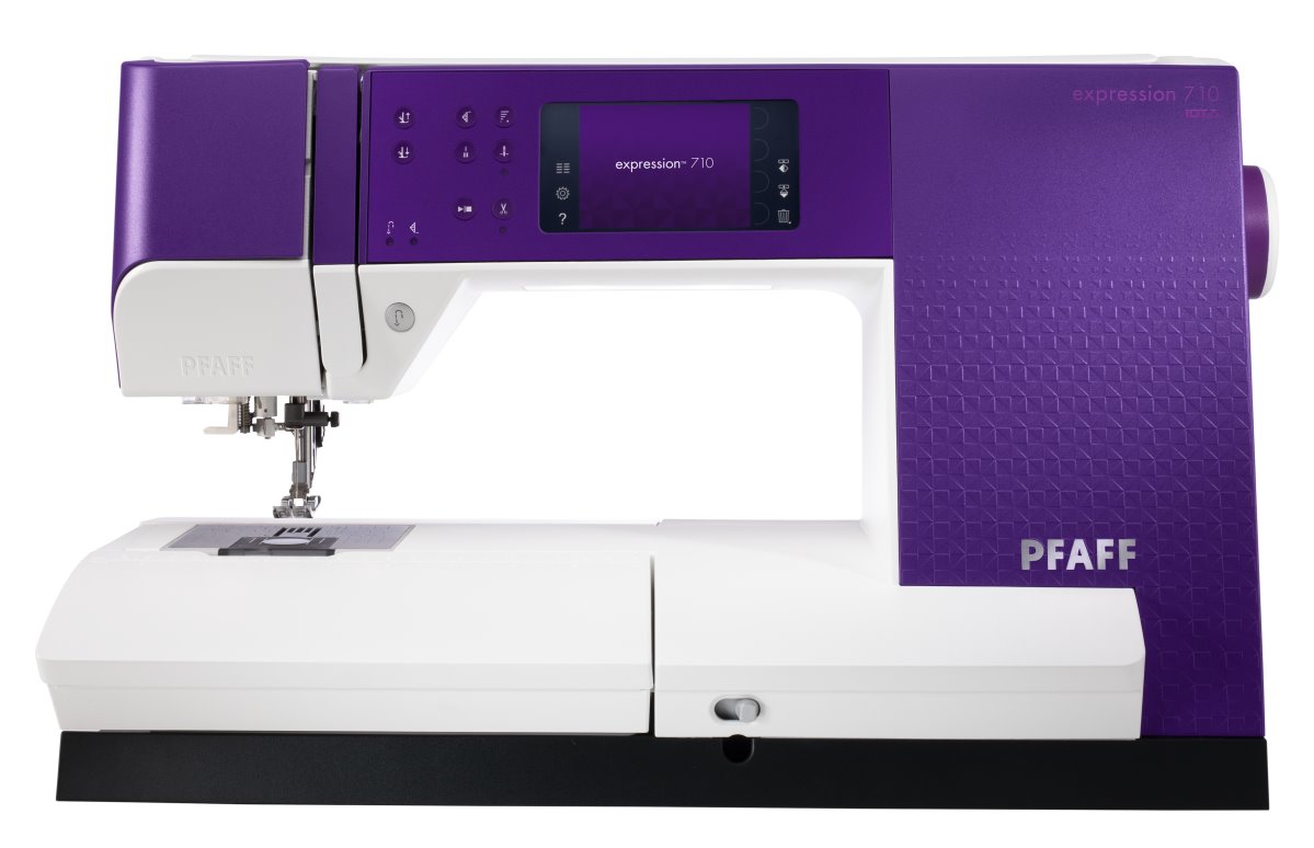 PFAFF Expression 710